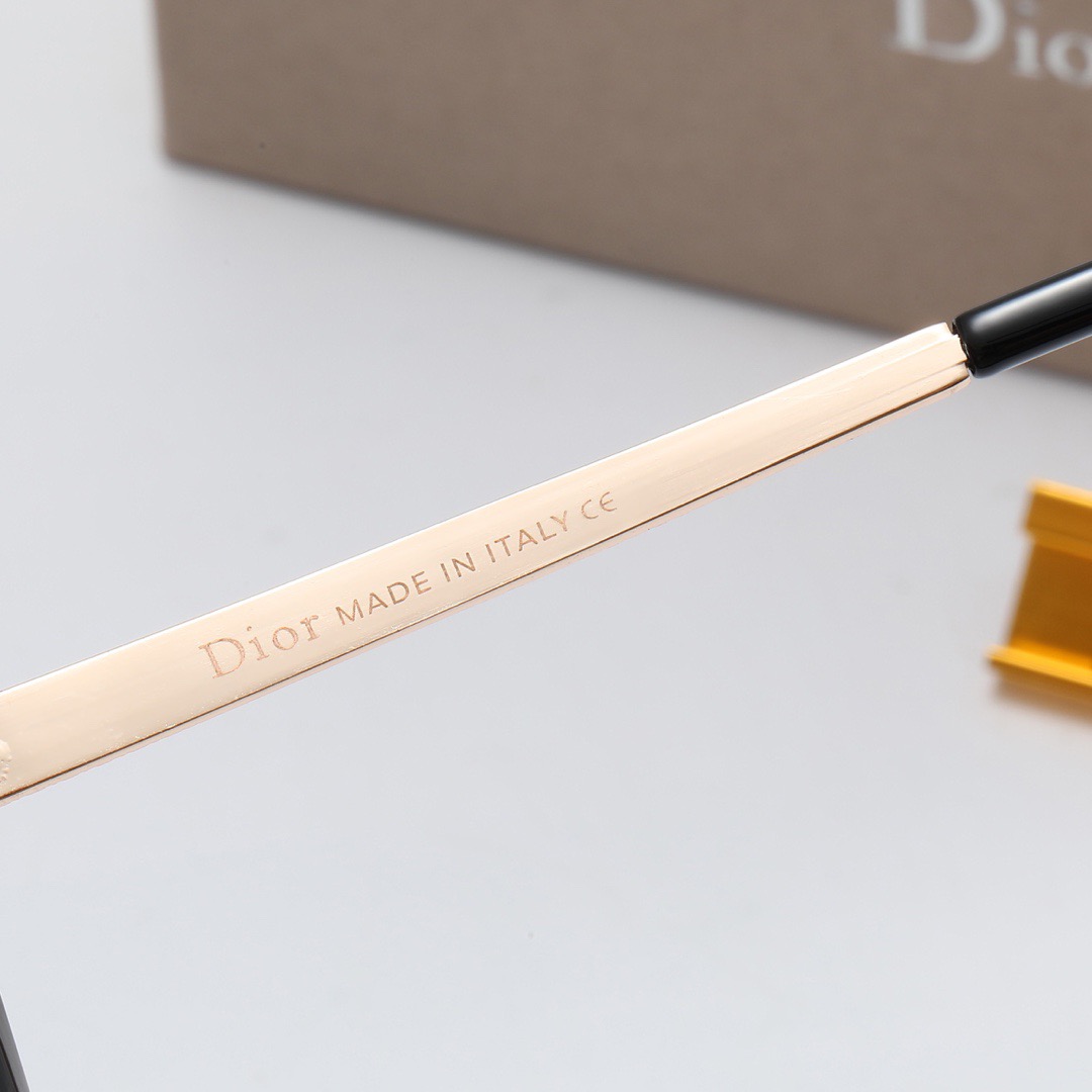 Dior cat-eye frame fashion sunglasses