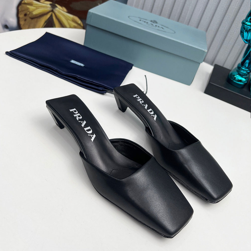 Prada Casual Flip Flops With Flat Heads Slide Sandal