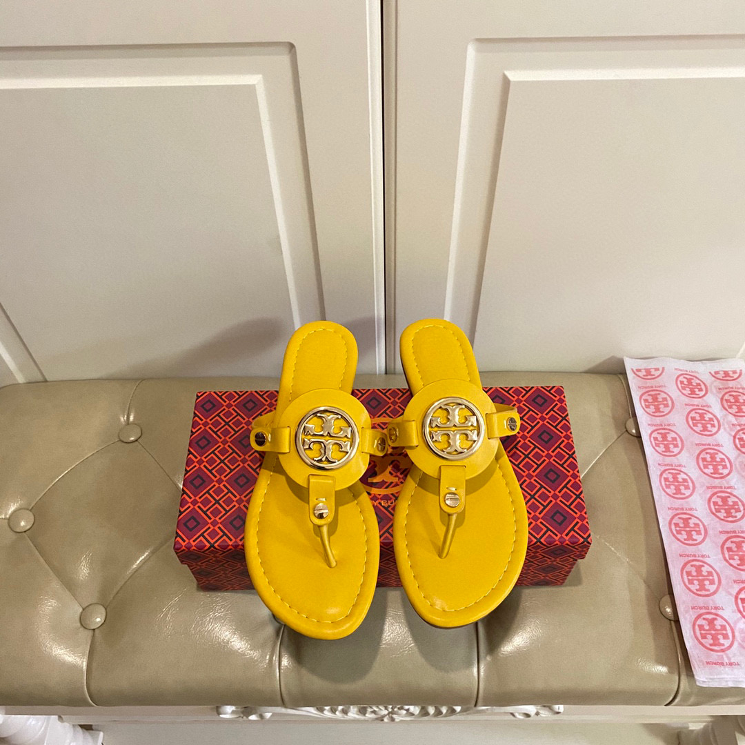 Tory Burch Leather Metal Logo Flip-flops Sandals Slide