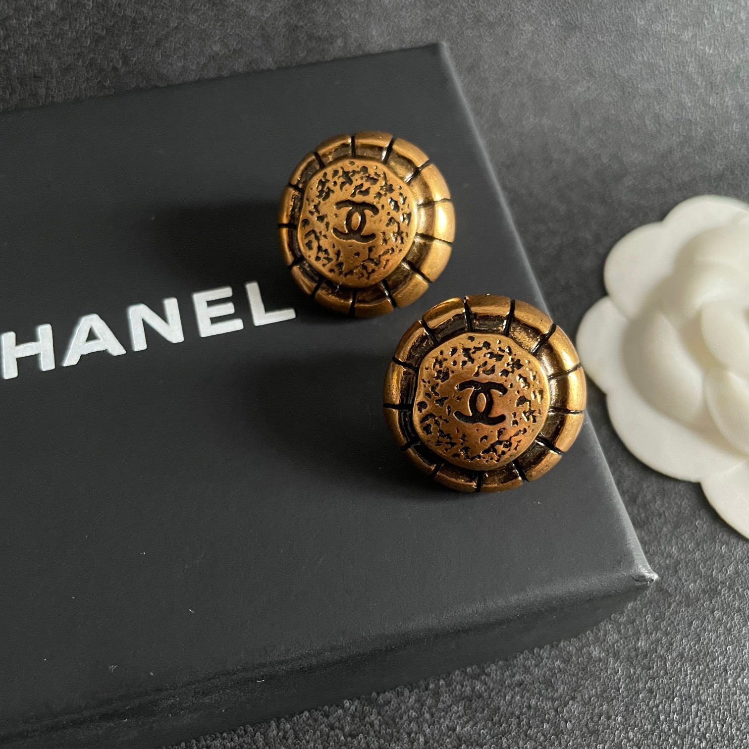 Chanel vintage earrings