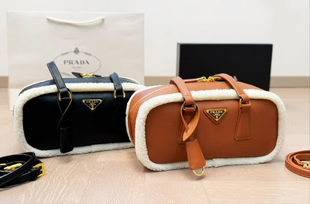 Prada Cute and Exquisite Bowling Bag Underarm Bag