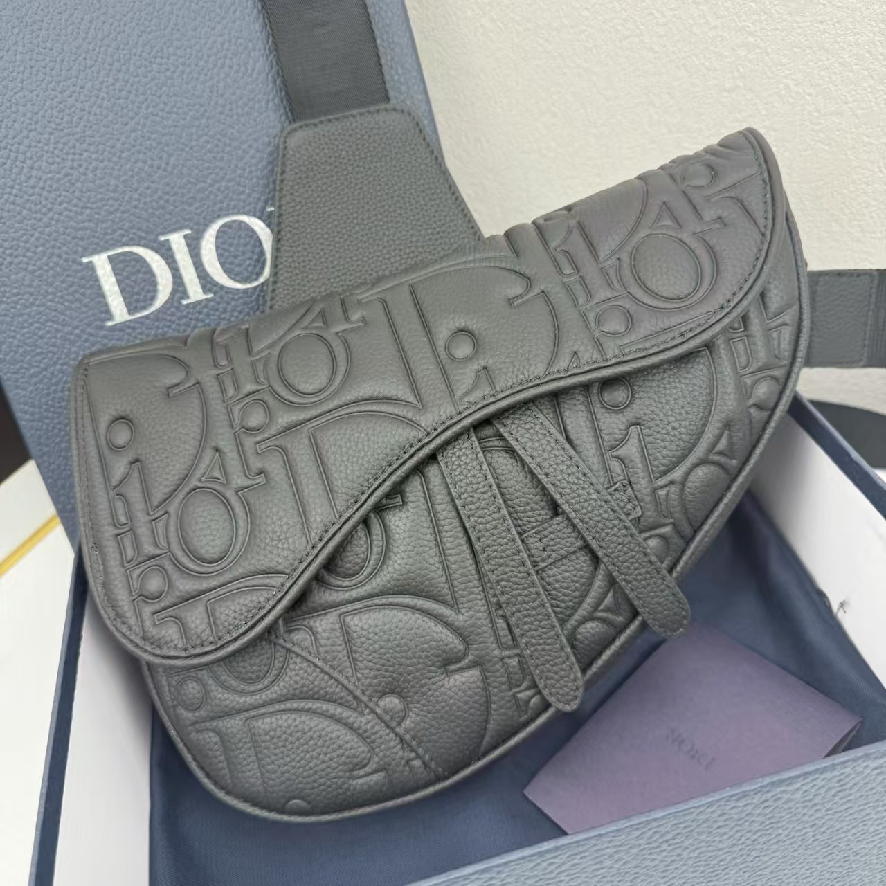 Dior saddle bag