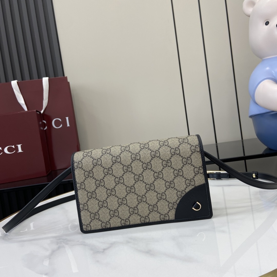 GUCCI Emblem GG ultra mini shoulder bag