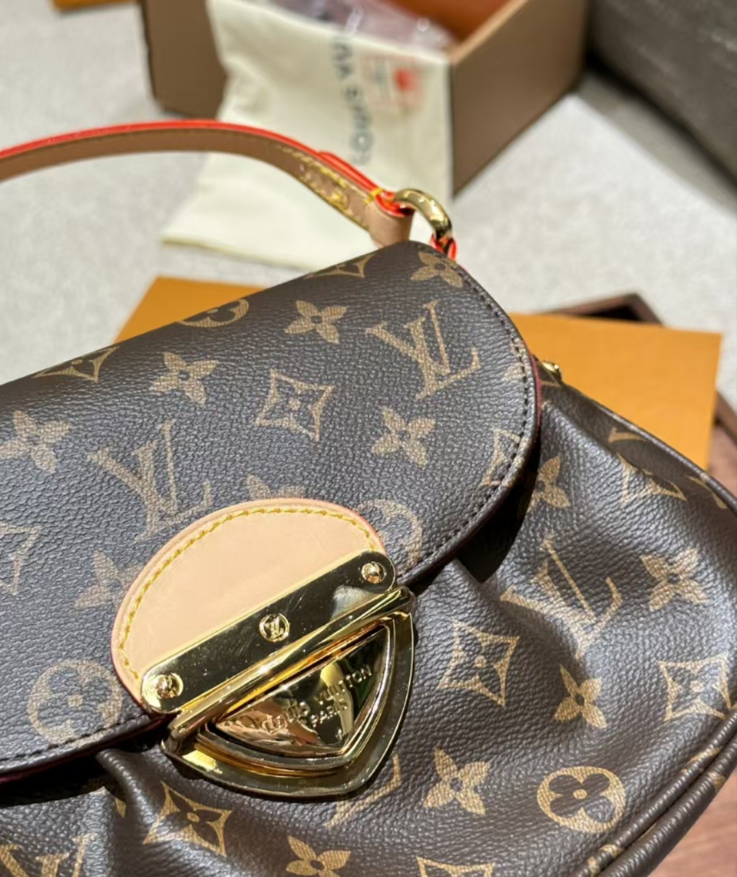 Louis Vuitton LV Old Flower Bag