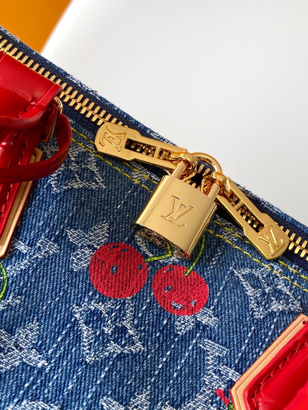Louis Vuitton new denim cherry embroidered travel bag N87627