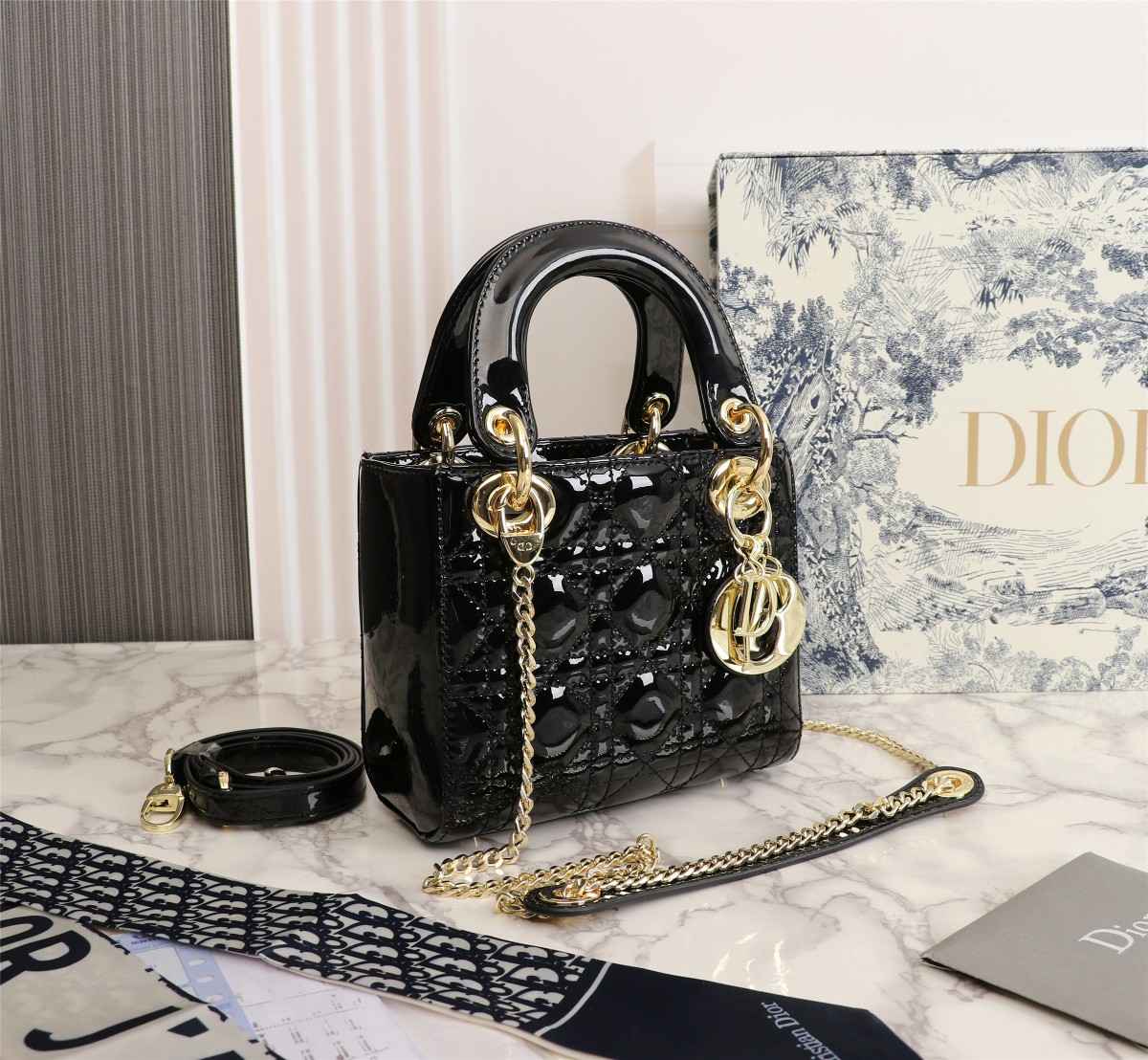 Dior The LADY DIOR Bag Black Patent Cannage Calfskin M0505OWCB_M900  AAA Quality