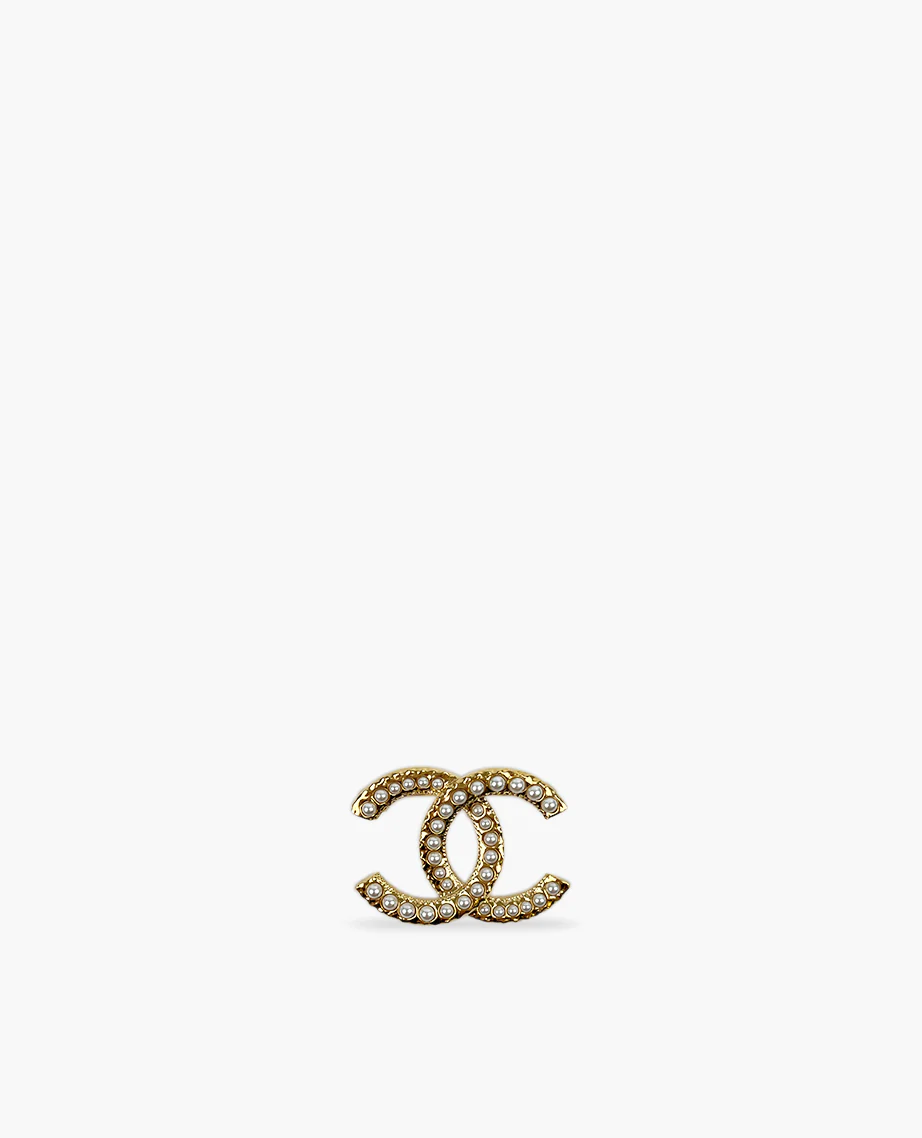 Chanel CC Gold Brooch With Pearls