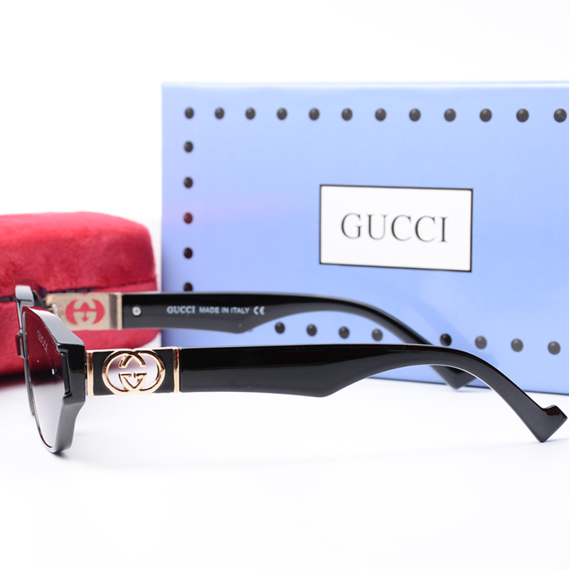 Gucci Stylish sunglasses Top quality