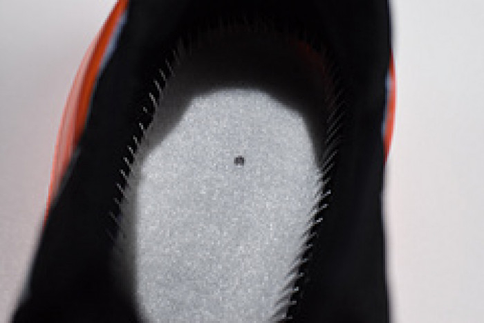 Nike AIR MAX 270 black orange 943346 004