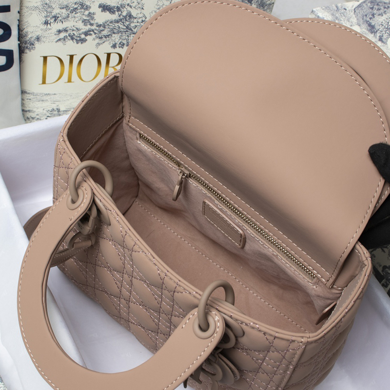 Dior The LADY D-LITE Bag  AAA Quality