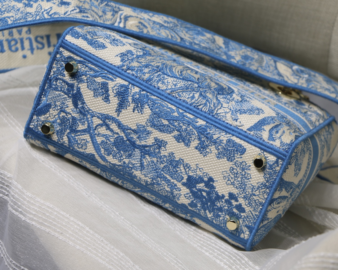 Dior The LADY D-LITE Bag AAA Quality