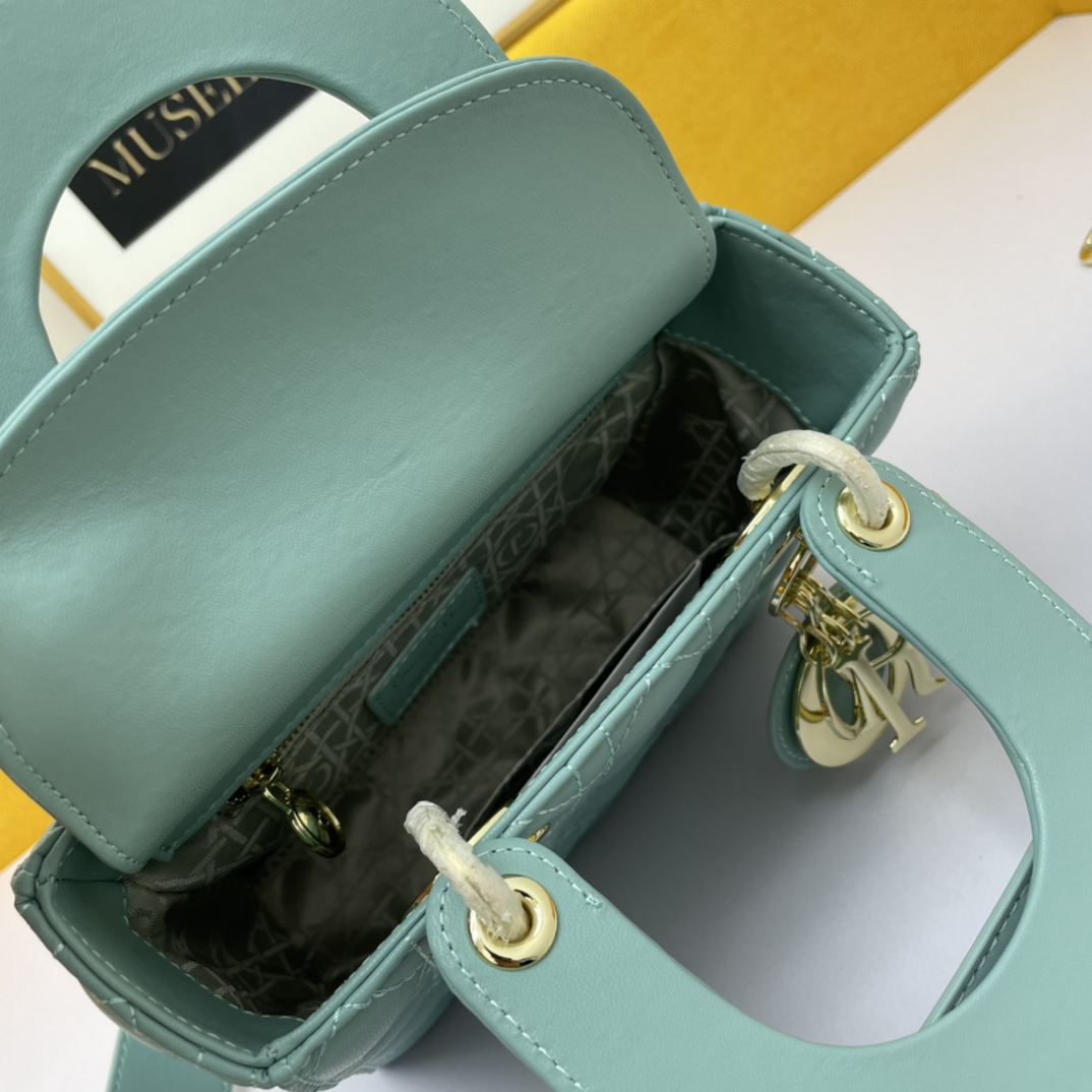 Dior The LADY D-LITE Bag AAA Quality