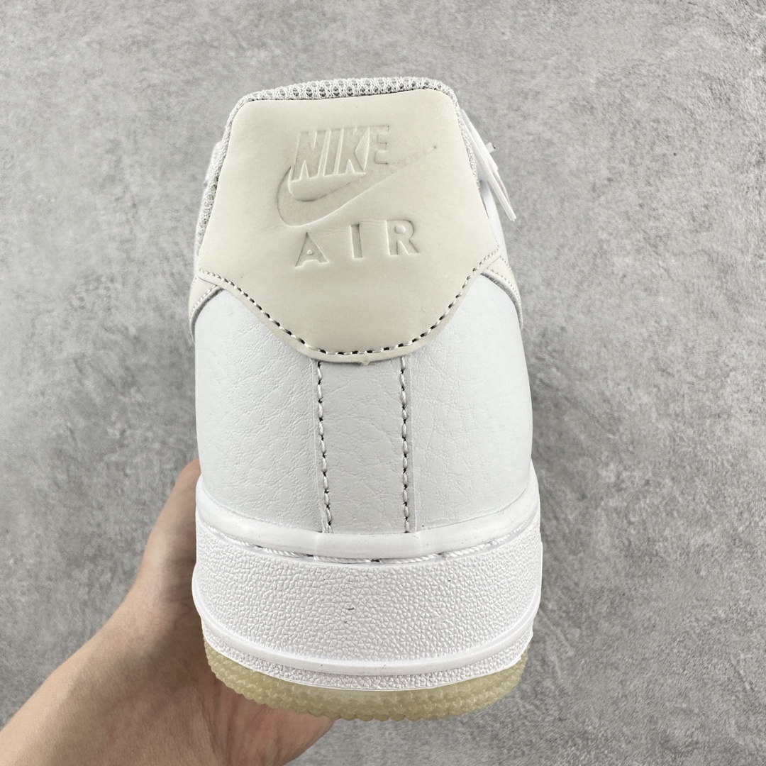 Nike Air Force White Biege