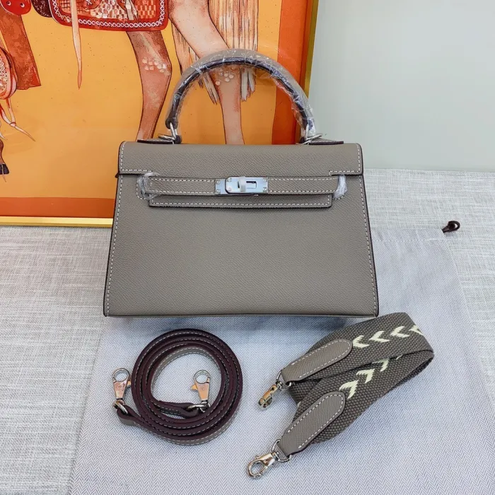Hermès Kelly22 Handbag