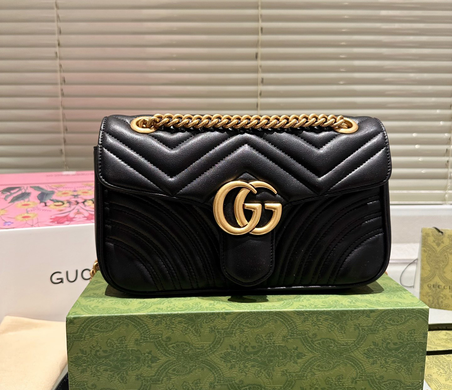 Gucci GG Marmont Small & Mini Shoulder Bag-Red