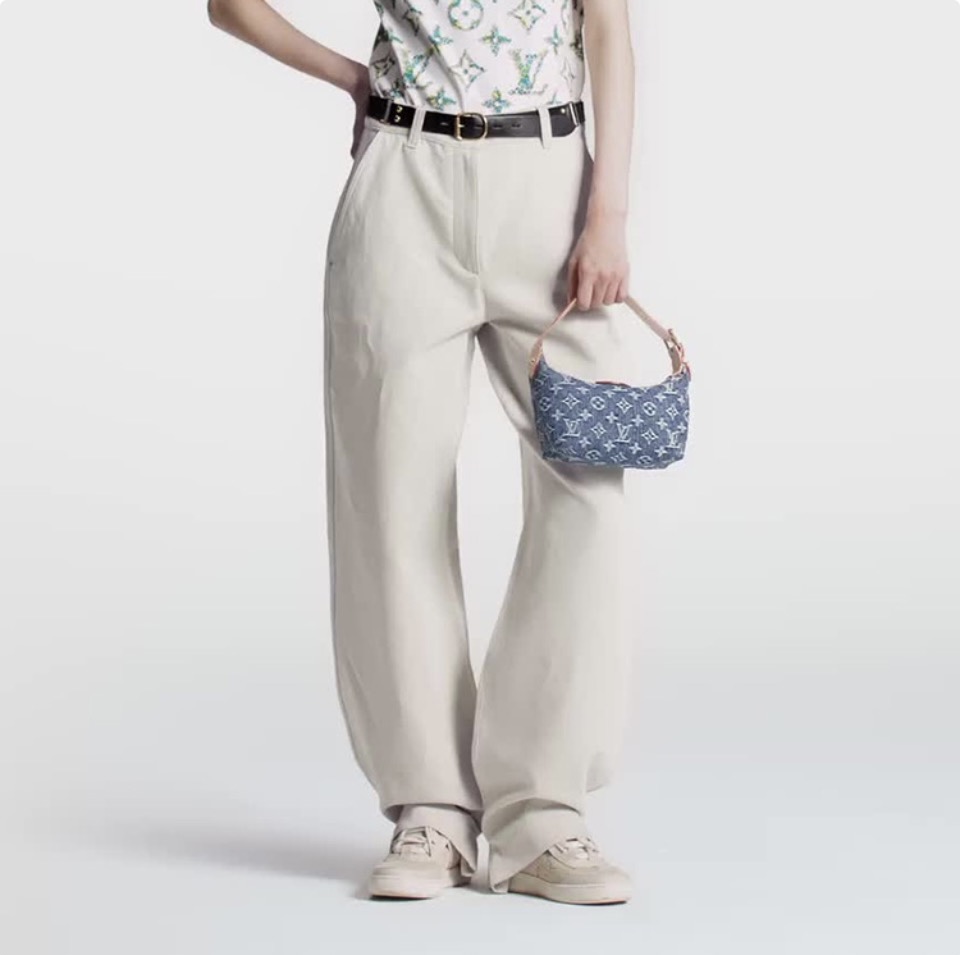 Louis Vuitton LV HILLS POCHETTE Denim Handbag M82949