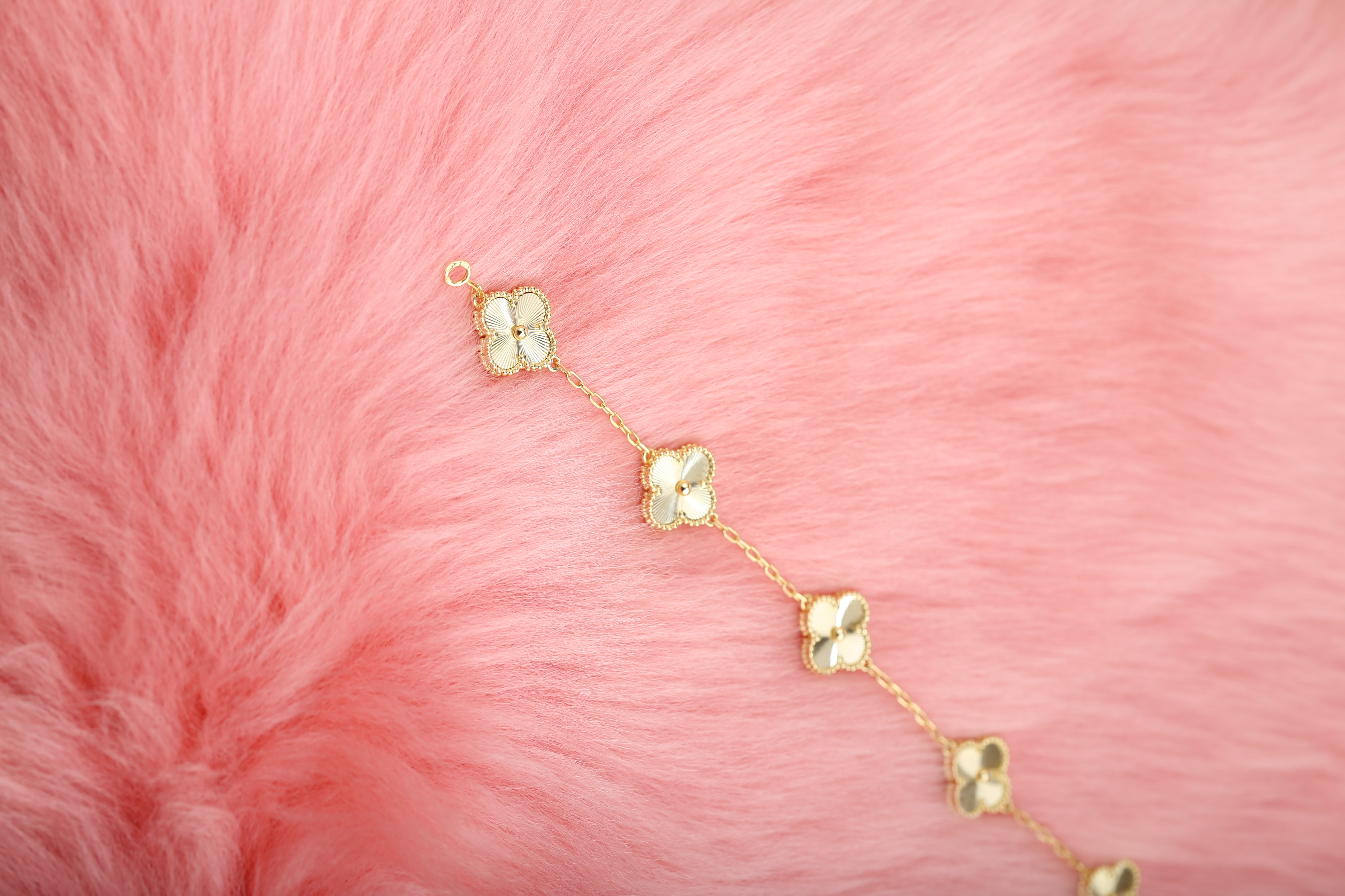 Van Cleef&Arpels VCA Gold Laser Bracelet Jewelry