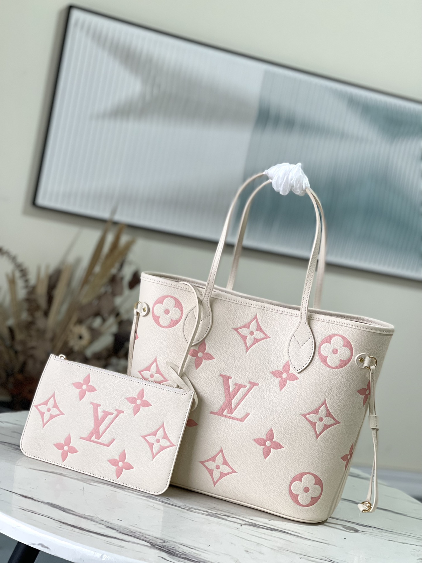 Louis Vuitton Neverfull MM Pink M21579