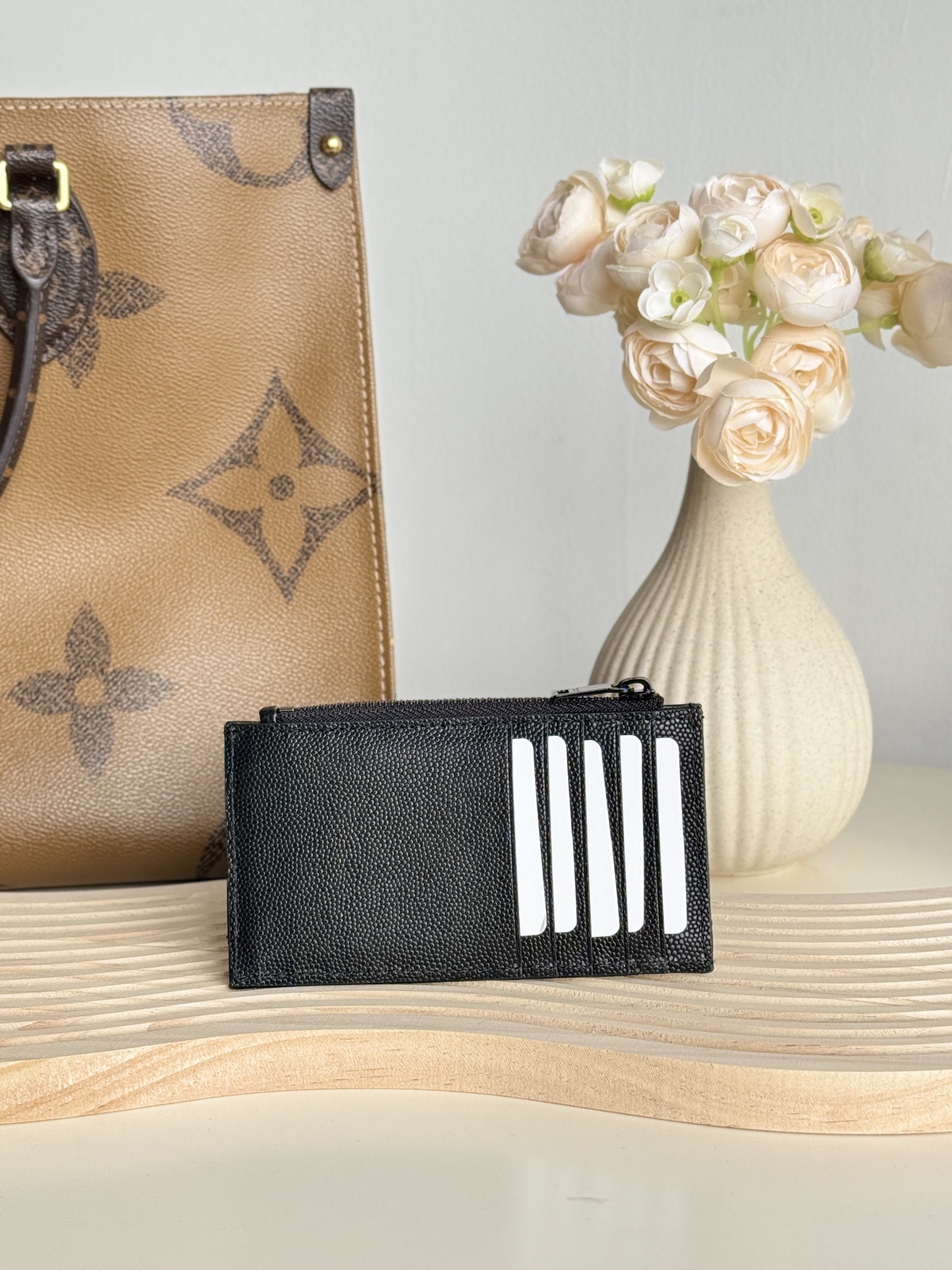 Saint Laurent Caviar Zip Card Holder