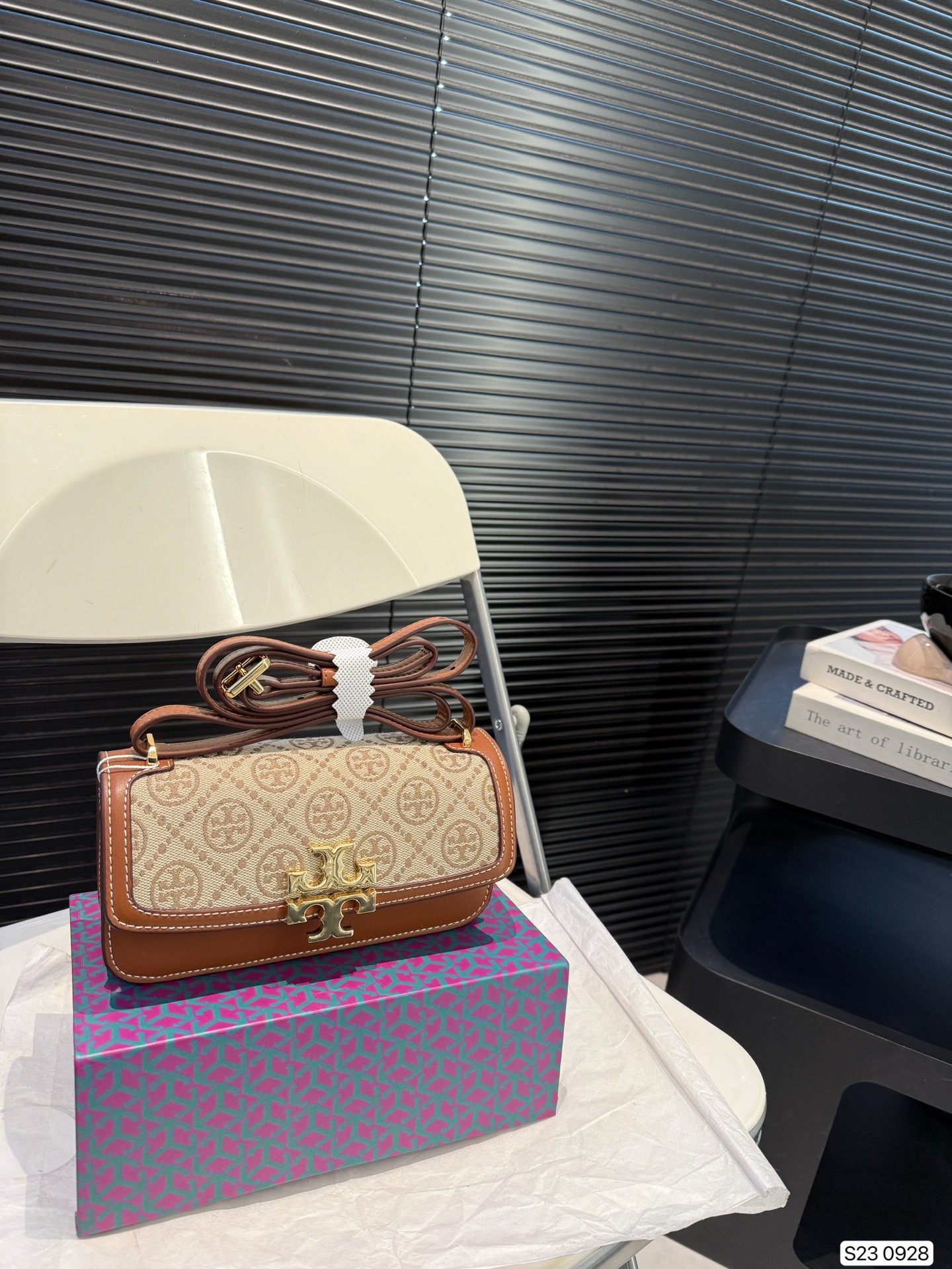 Tory Burch eleanor shoulder bag Series