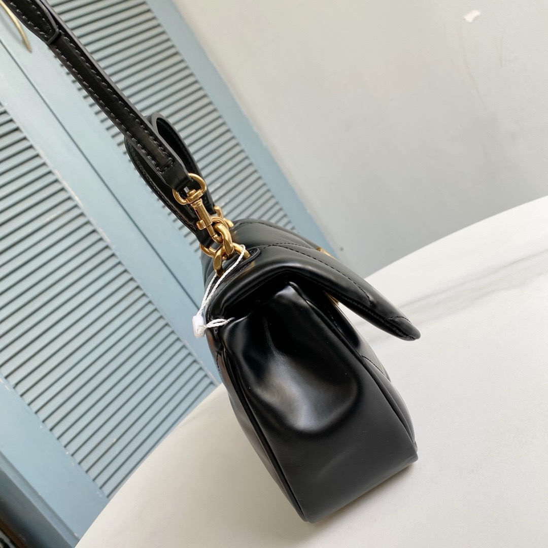 Tory Burch new kira cloud bag