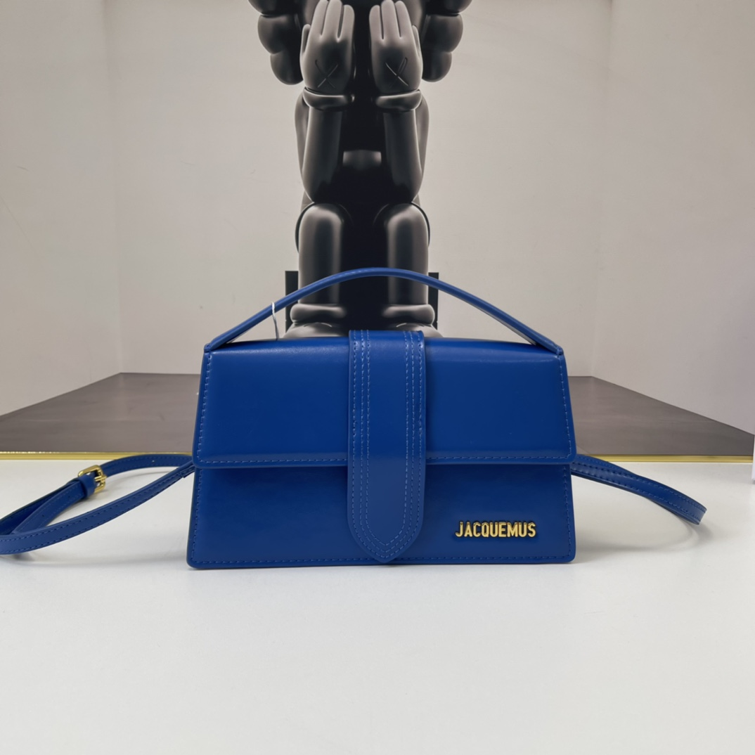 Jacquemus Leather Shoulder Bags