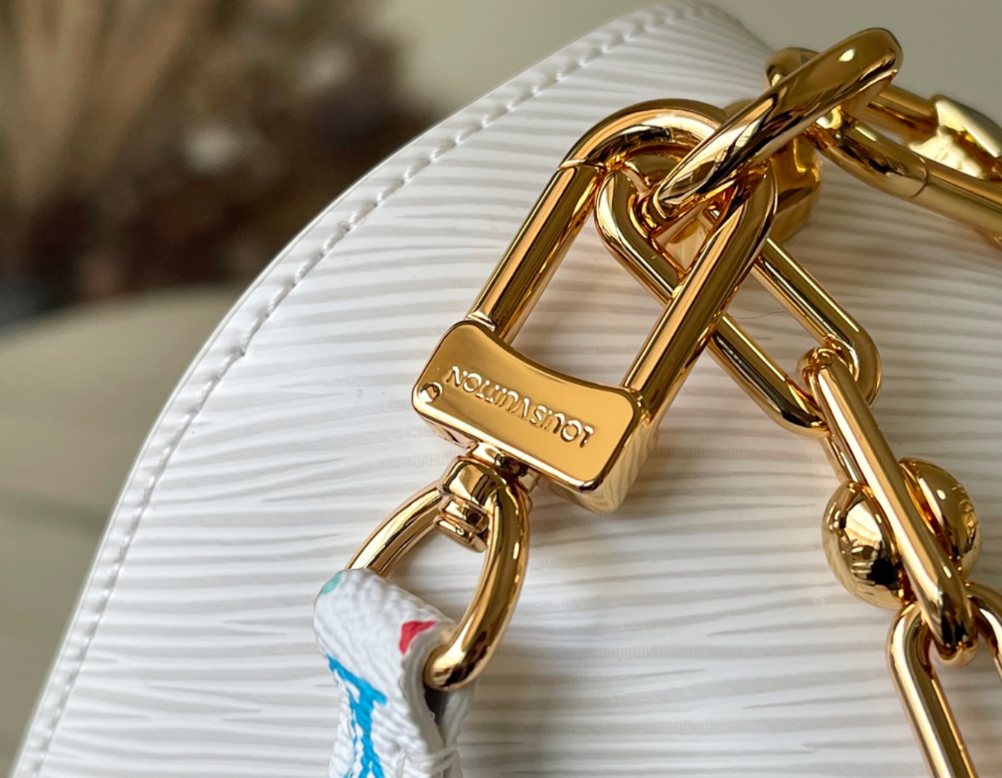 Louis Vuitton LV New Trendy Fashion Colorful Grained Calf Leather Bag