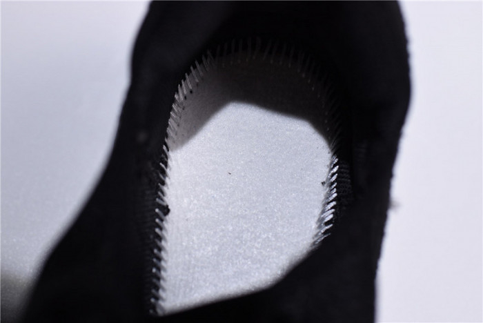 Nike Air Max 270 Bred AH8050-111