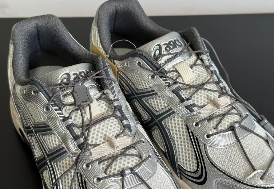 Asics Gel Kahana TR V4 Silver White