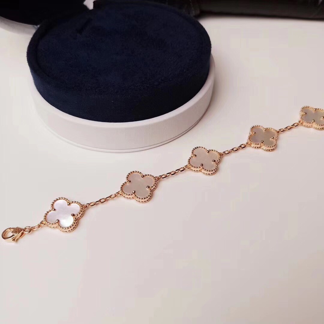 Van Cleef&Arpels rose gold mother of pearl bracelet