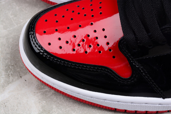 AIR JORDAN 1 HIGH OG BRED PATENT 555088-063