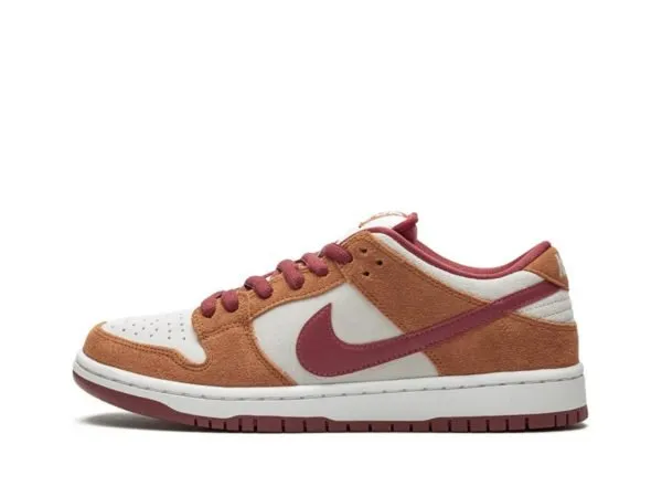 Dunk SB Low Pro “Russet Cedar”