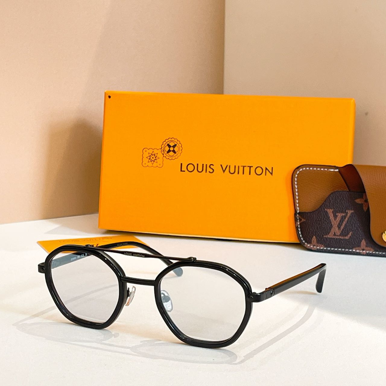 Louis Vuitton Sunglasses Top quality
