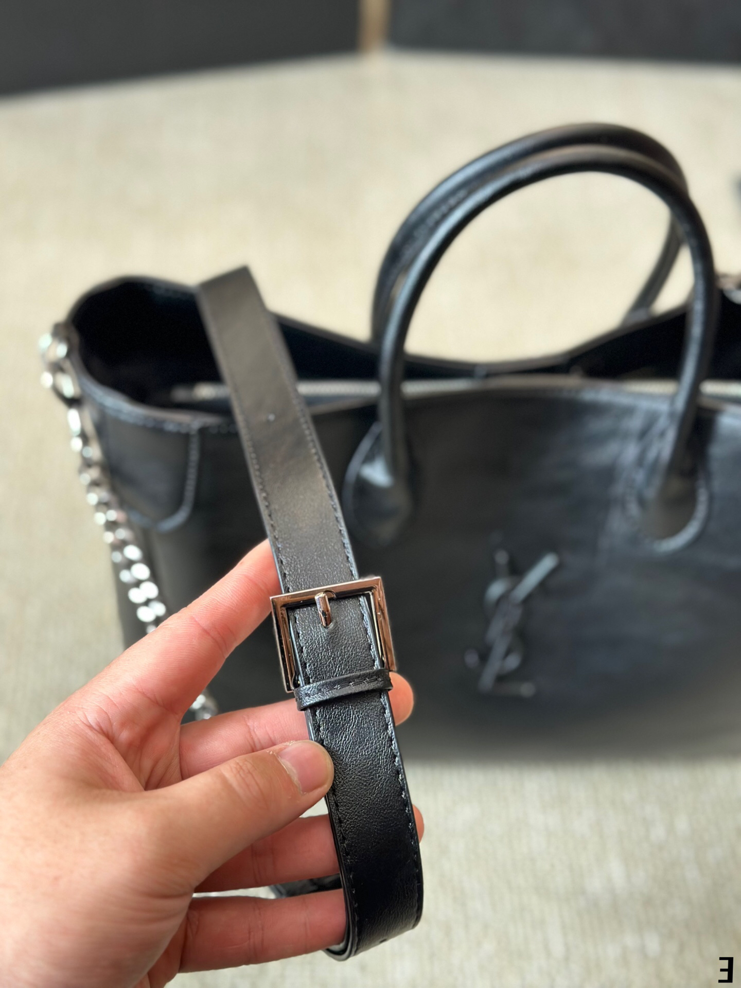 Saint Laurent 𝘝𝘪𝘯𝘵𝘢𝘨𝘦 ysl handbag