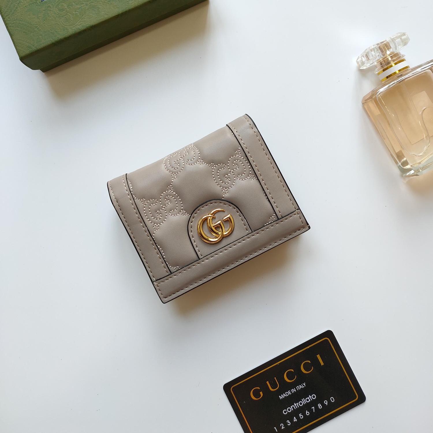 Gucci Unisex GG Marmont Card Case Wallet