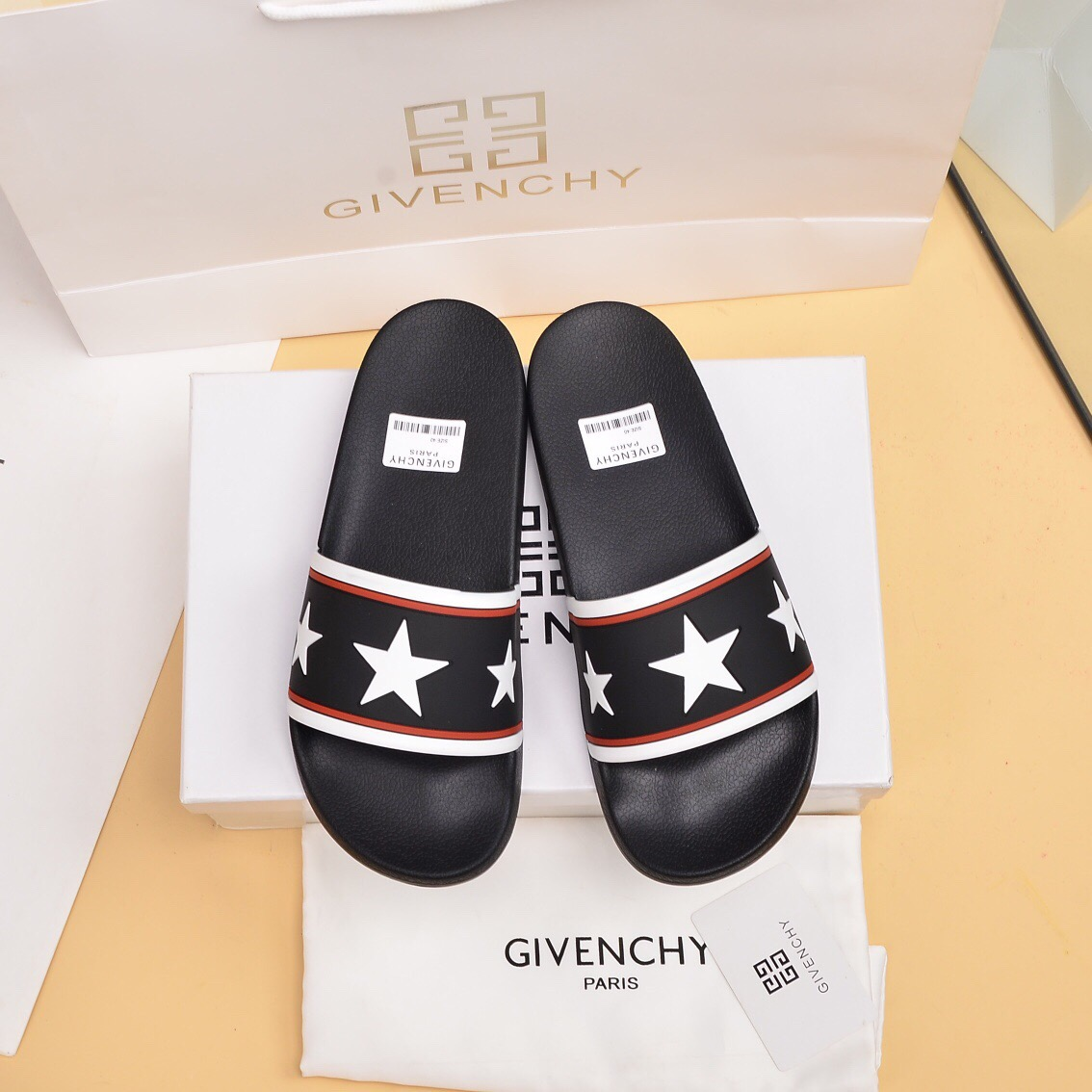 Givenchy Rubber Logo flip-flops Slide Sandal