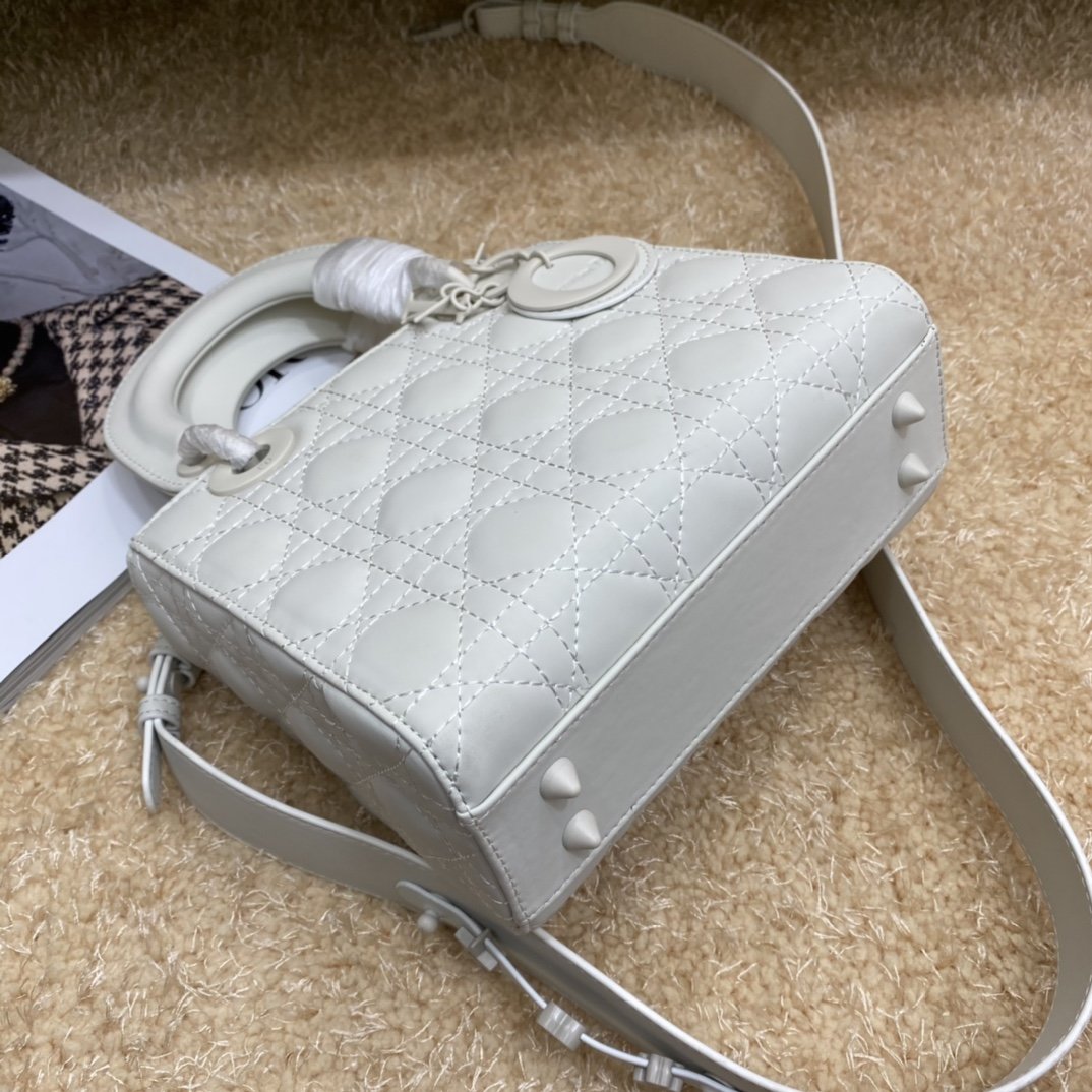 Dior The LADY D-LITE Bag AAA Quality