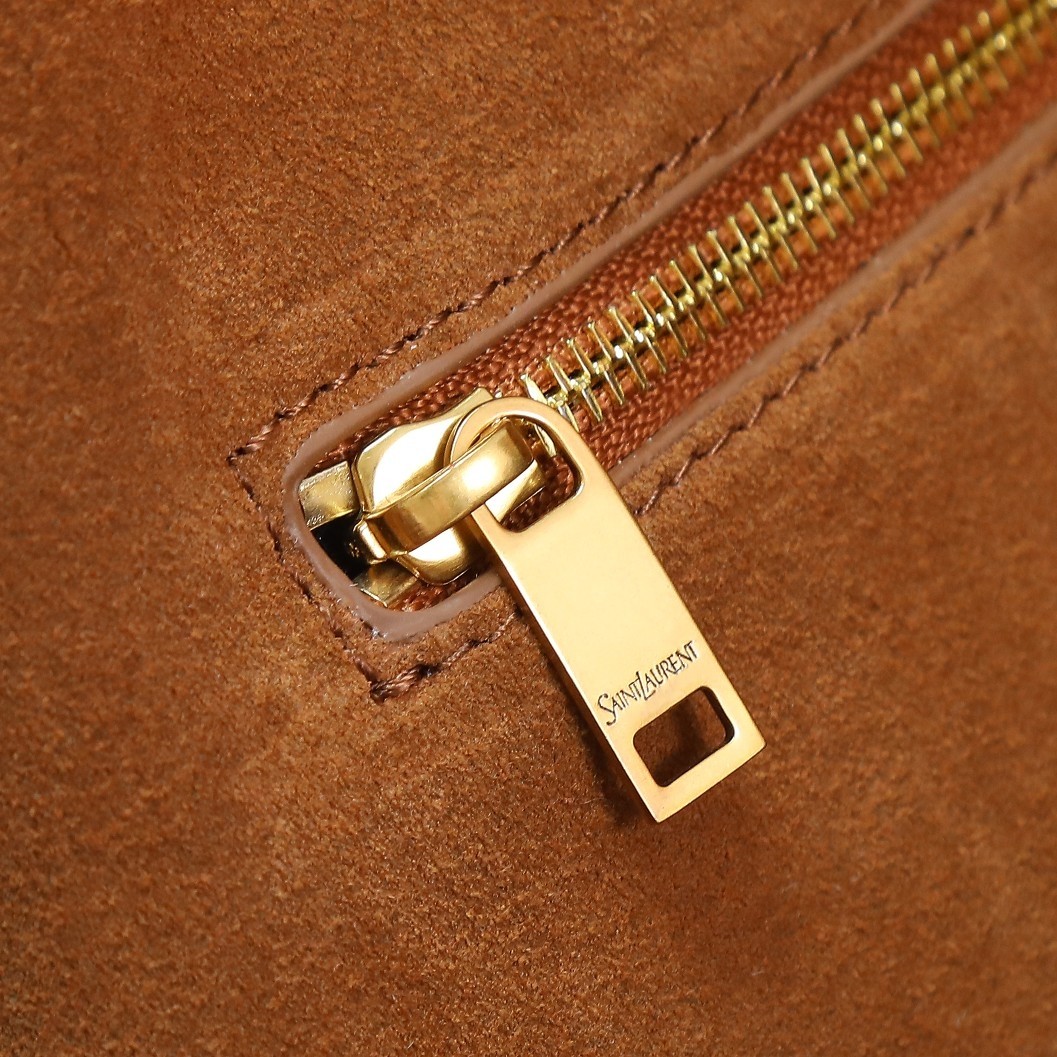 Saint Laurent Y Leather Tote Bag