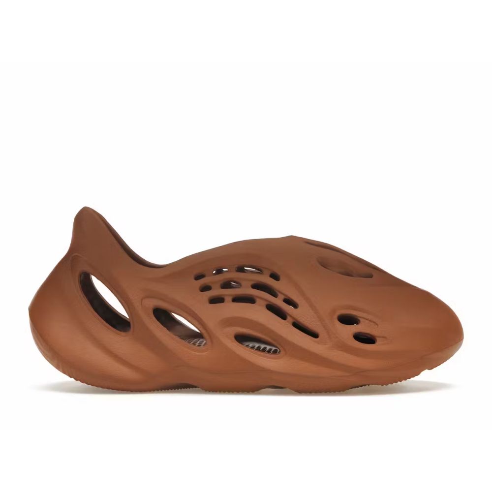 Yeezy Foam Runner Slide Sandals Onyx HP8739