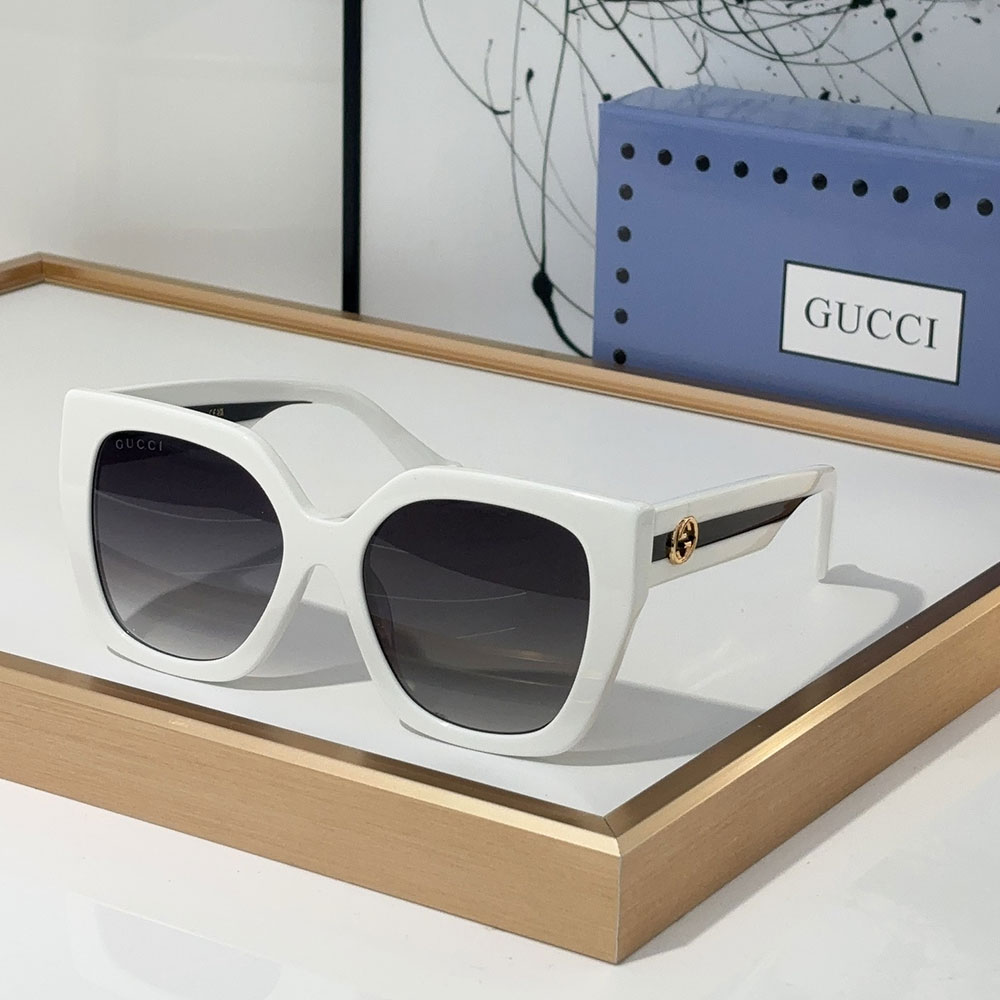 Gucci  Casual everything sunglasses Top quality