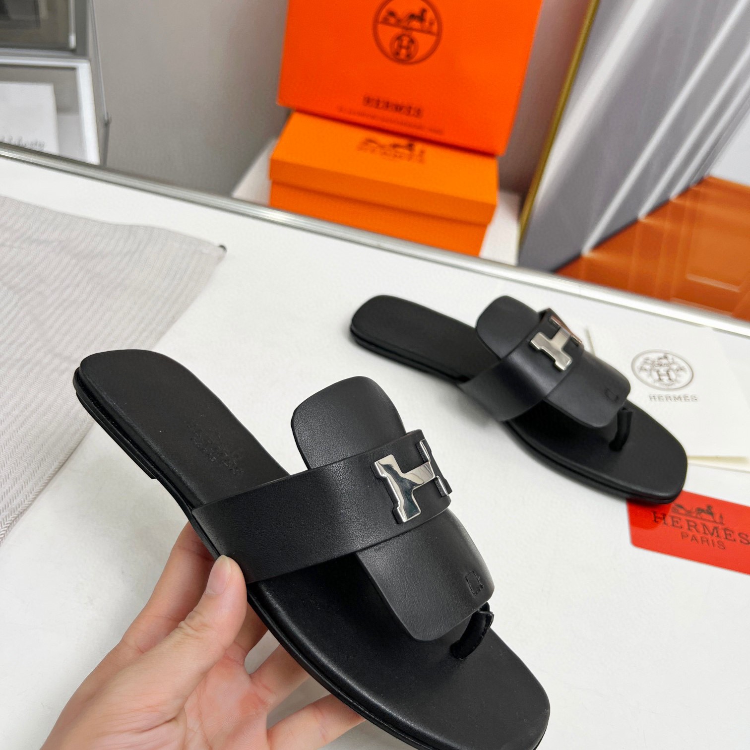 Hermes Oran sandal
