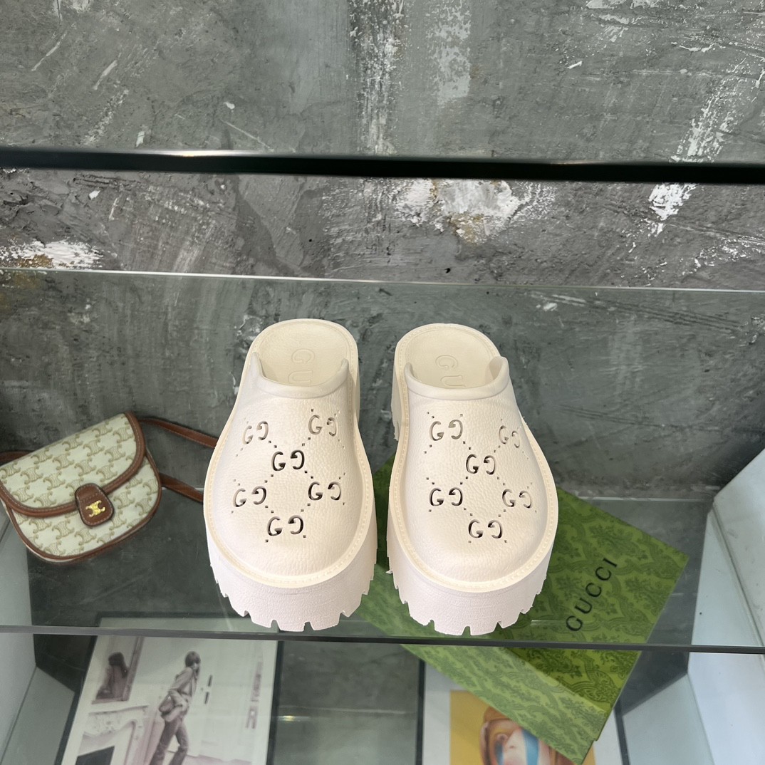 Gucci thick-soled openwork headpiece half drag