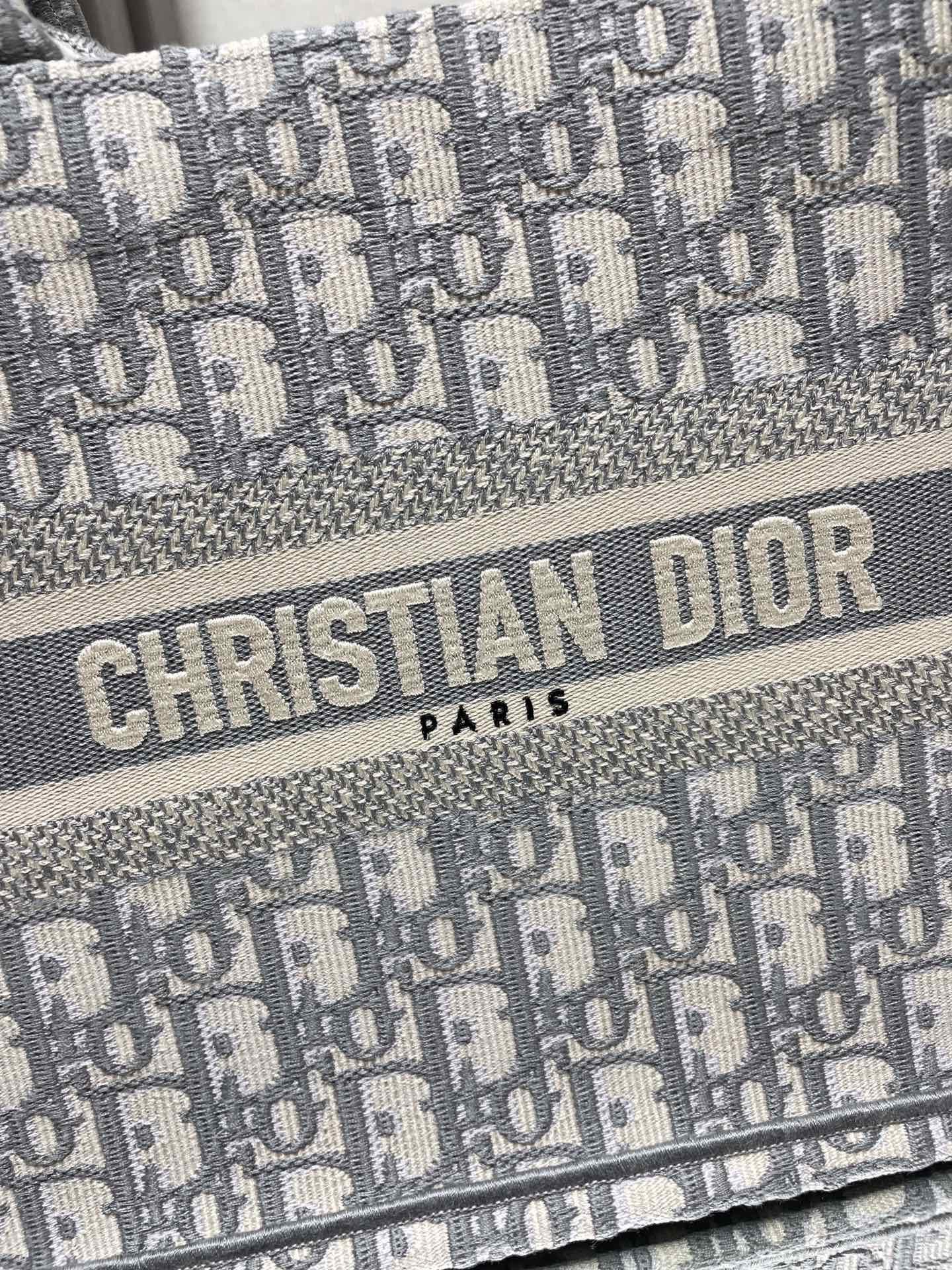 Dior Medium Dior Book Tote