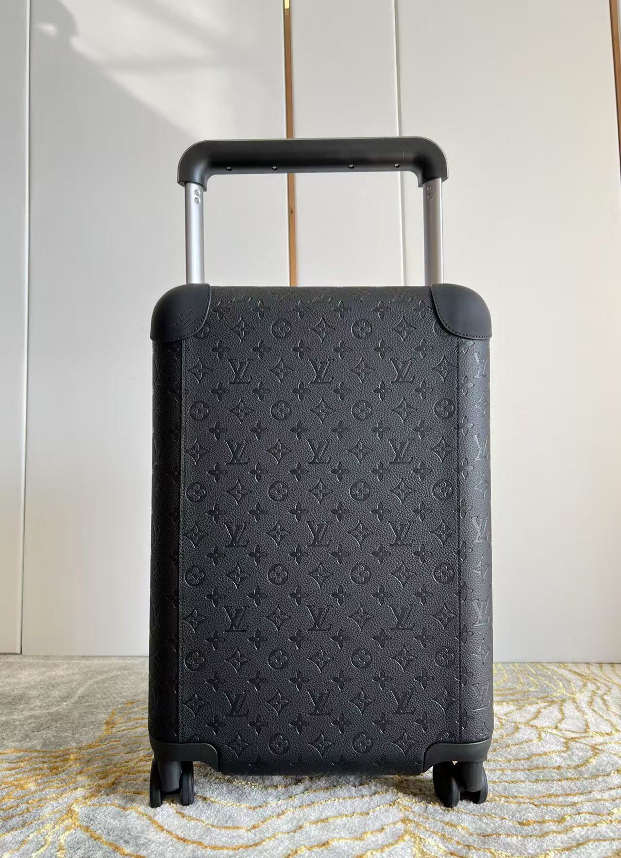 LOUIS VUITTON Suitcase