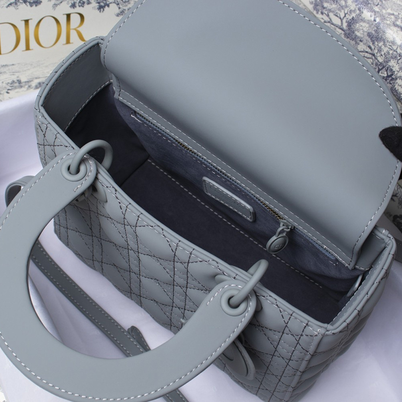 Dior The LADY D-LITE Bag  AAA Quality