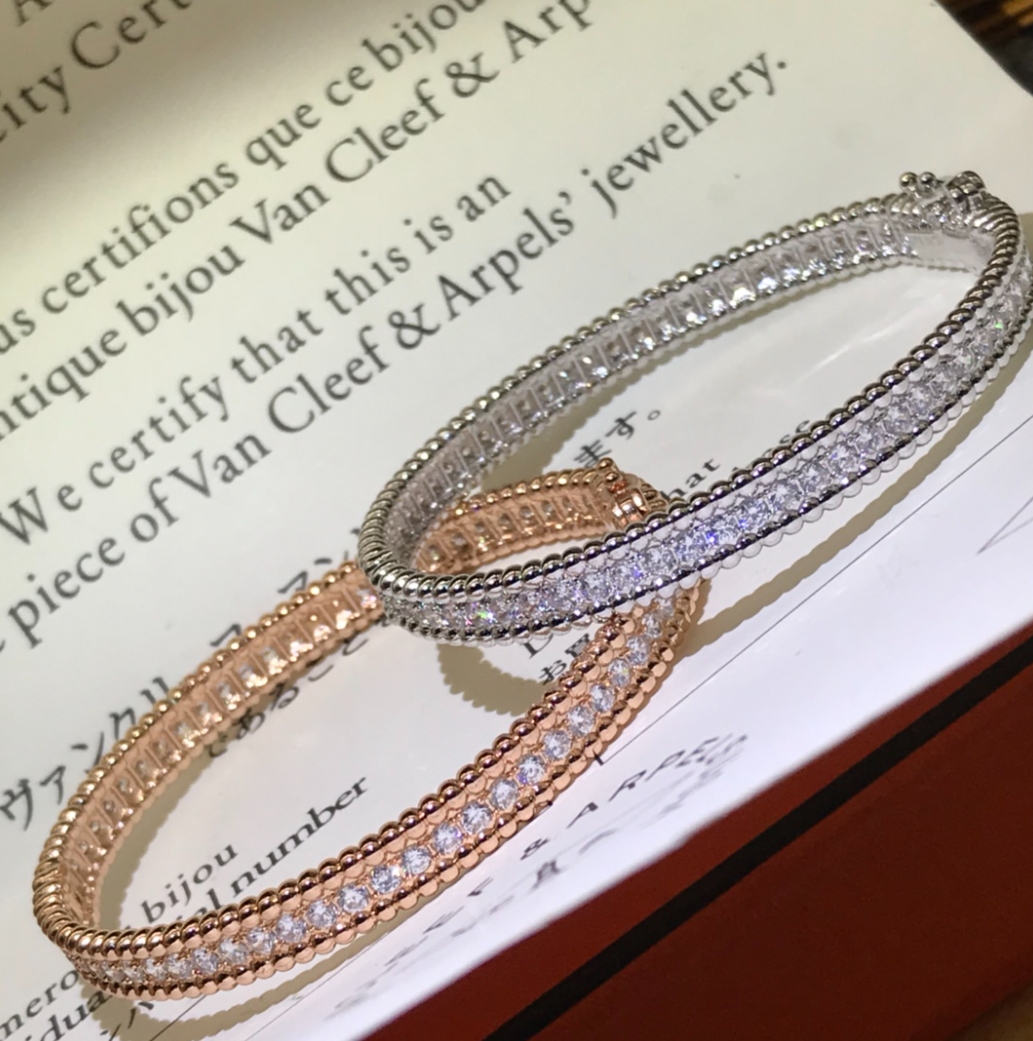 Van Cleef & Arpels bracelet vca one row diamond bracelet