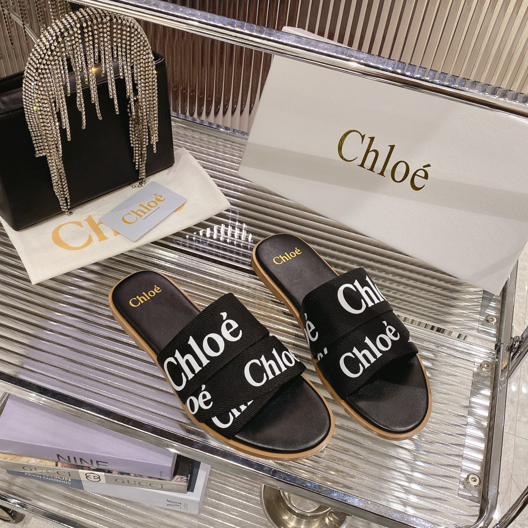 Chloe Woody Flat Mule 2.0