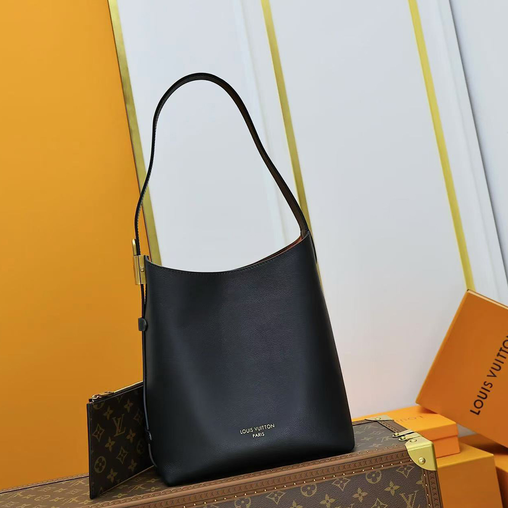 Louis Vuitton LV LOW KEY HOBO MEDIUM BAG (Replica)