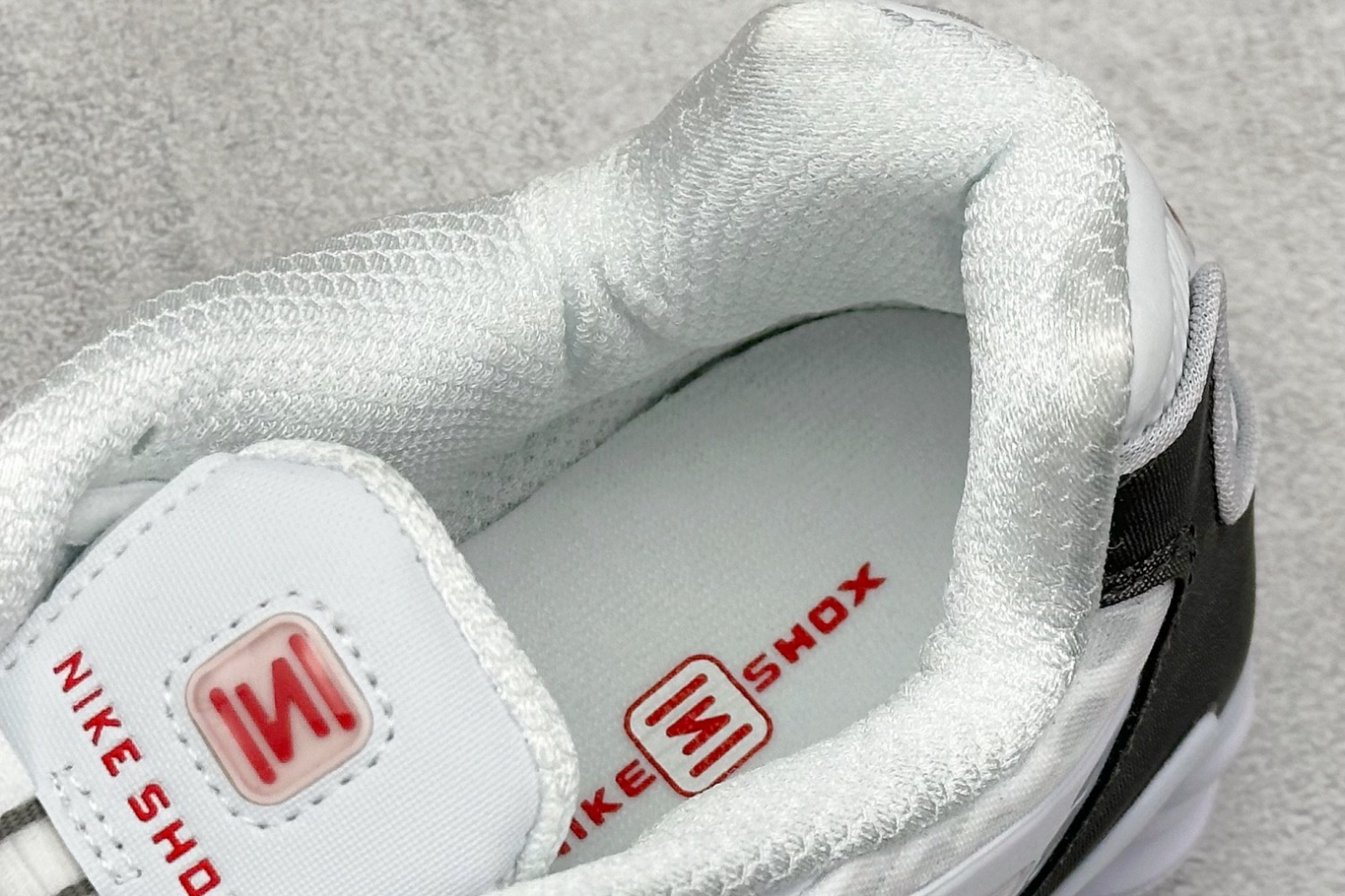 Nike Shox TL Nike Sneakers