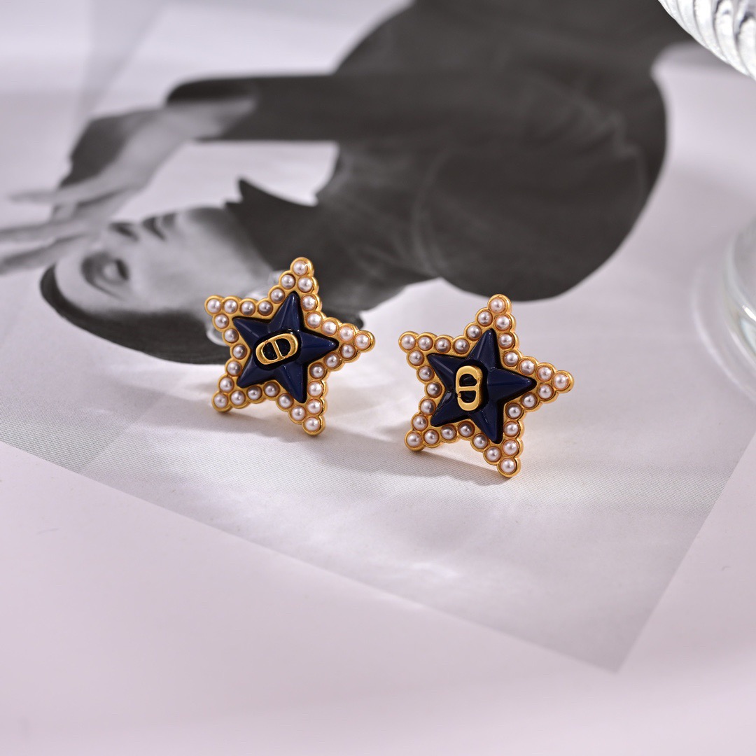 Dior new star earrings